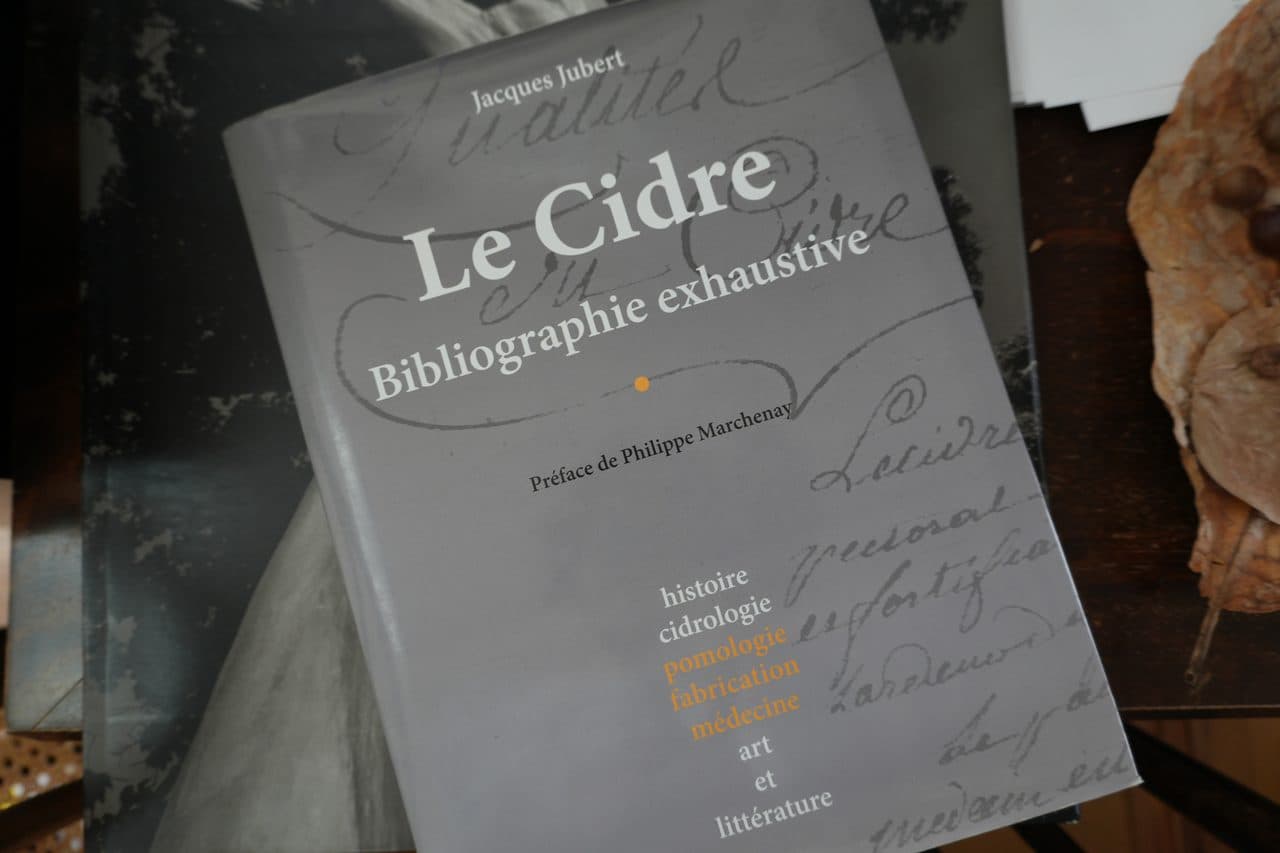 Jacques Jubert『Le Cidre: Bibliographie exhaustive』の表紙